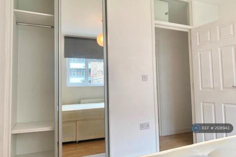 Bedroom 4 Pic 2