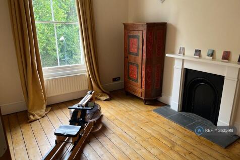 Front Bedroom