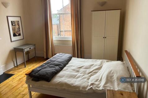 Rear Bedroom