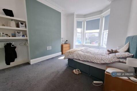Room 1 (Not En-Suite)
