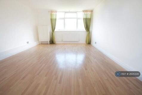 Spacious Lounge