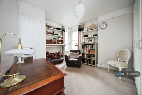Bedroom/Study