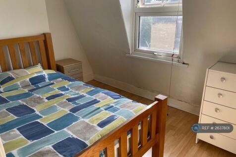 2nd Bedroom To Back