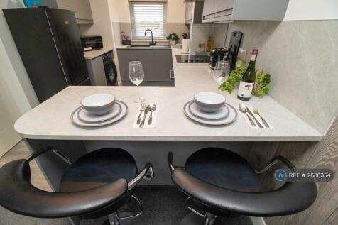 Kitchen Breakfast Bar