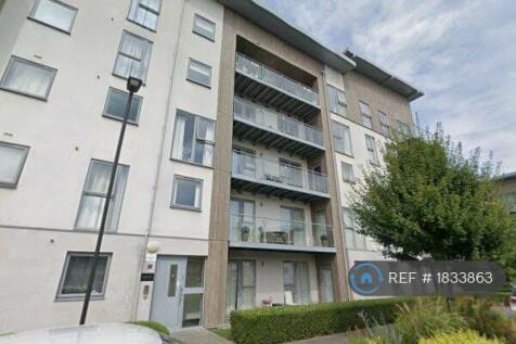 Maidenhead - Two Bed, Two Bathroom, Top Floor