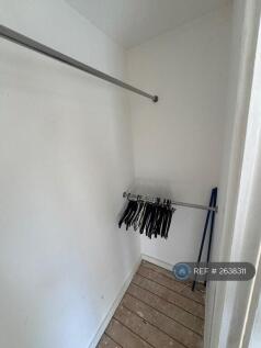 Walk In Wardrobe Bedroom 1
