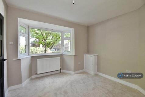 Front Lounge