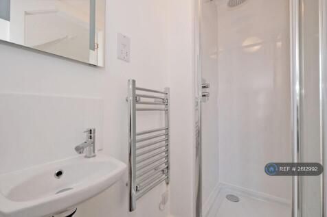 En-Suite 1