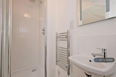 En-Suite 2