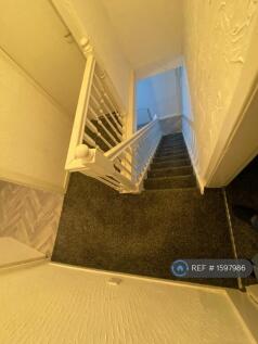 Landing/Stairs