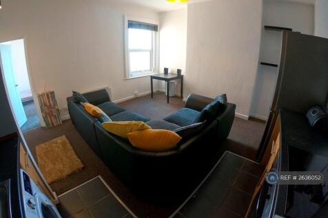 Lounge &amp; Kitchen 