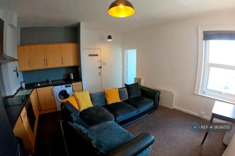 Lounge (Fridge View)