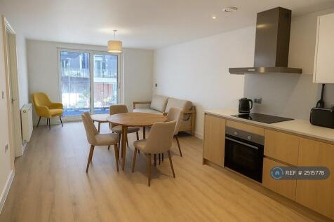 Living &amp; Kitchen Dining