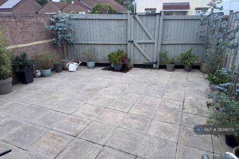Enclosed Private Rear Garden