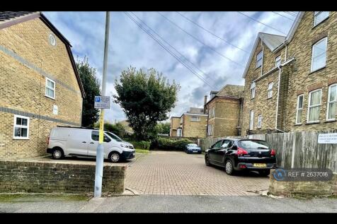 Off-Street Parking For 1 Car