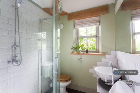 Master Bedroom Ensuite 