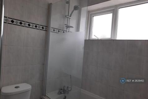 Family Bathroom Downstairs