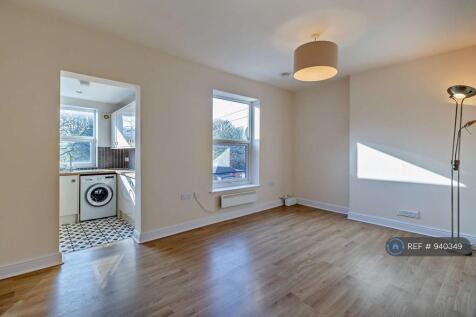 Sitting Room (Unfurnished)