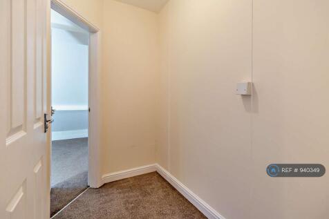 Walk-In Wardrobe