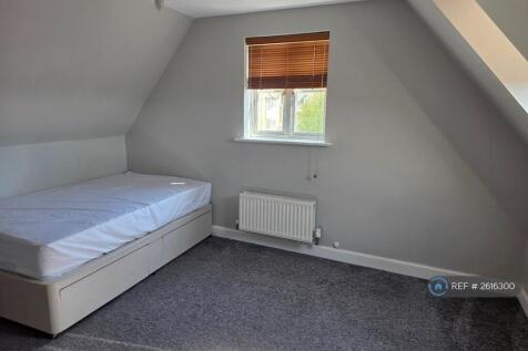 Bedroom 4 Pic 1