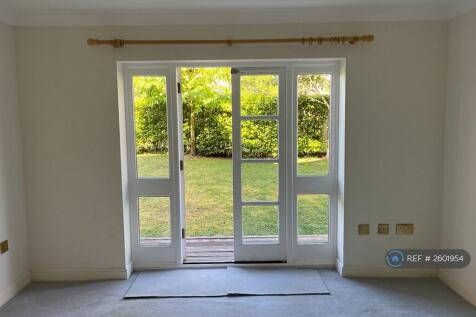 Lounge Double Doors