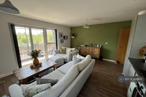 Living Room/Kitchen