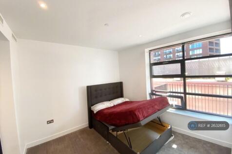 Bed Open At Corner Of The Room