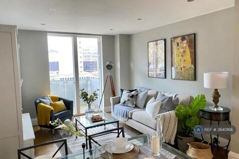 Open Plan Living And Dining