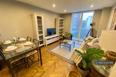 Open Plan Living And Dining