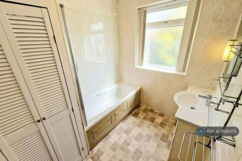 Upstairs Bath
