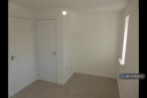 Bedroom 1 (Front) Showing Storage