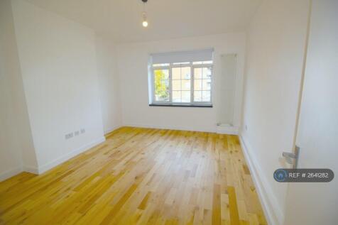 Large Living Space 