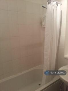 Bathroom1