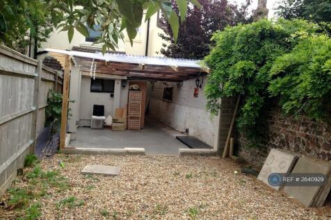 Large West Facing Garden