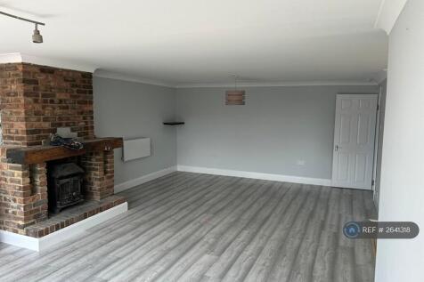 Livingroom (2/2)