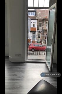 Lounge With Balcony