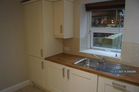 Kitchen Photo 3