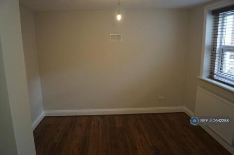 2nd Bedroom Photo 5