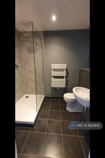 Bathroom 2 En-Suite