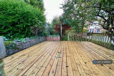 Garden Raised Deck