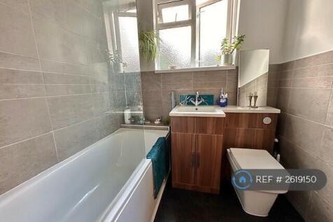 Upstairs Bathroom