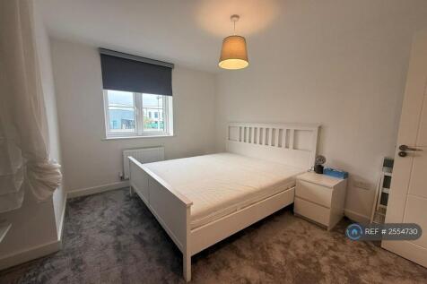 Master Bedroom 1