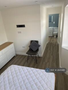 Bedroom Walkway