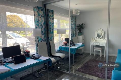 Front Lounge