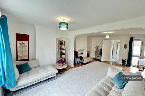 Living &amp; Dinning Room