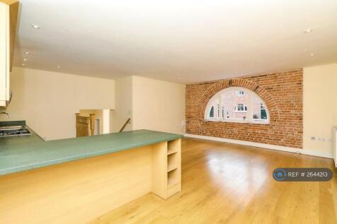 Kitchen/Breakfast Bar/Diner