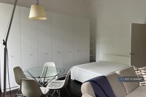 Living Area - Sleeping Space