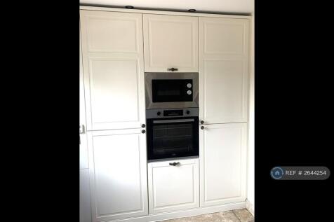 Microwave And Oven 