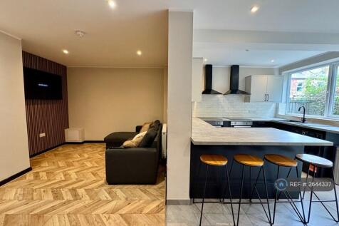 Kitchen/Living Room