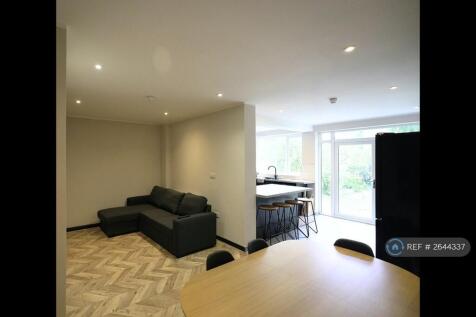 Open Plan - Living, Dining, Kitchen